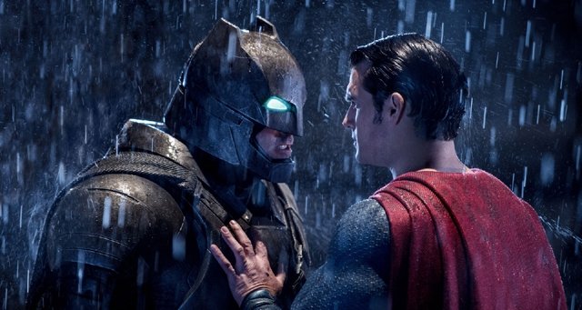 RESENHA CRÍTICA: Batman vs Superman: A Origem da Justiça (Batman vs Superman: Dawn of Justice)