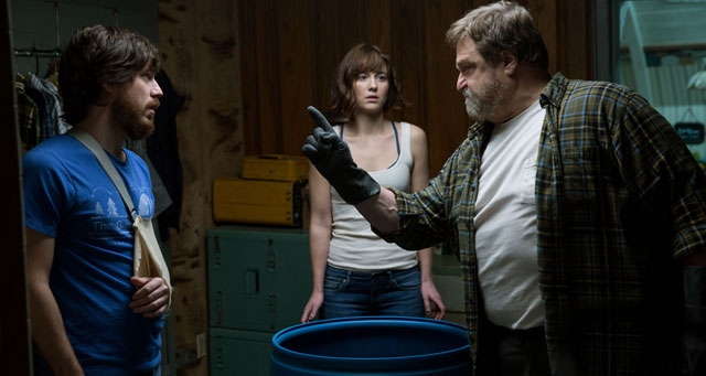 RESENHA CRÍTICA: Rua Cloverfield 10 (10 Cloverfield Lane)